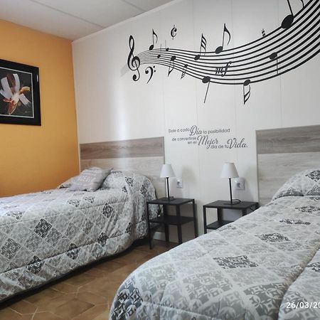 Acogedor Apartment Zaragoza Ngoại thất bức ảnh