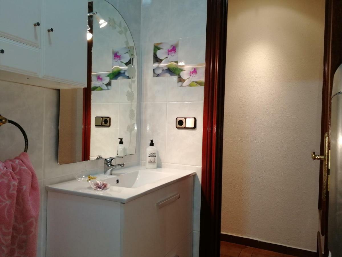 Acogedor Apartment Zaragoza Ngoại thất bức ảnh